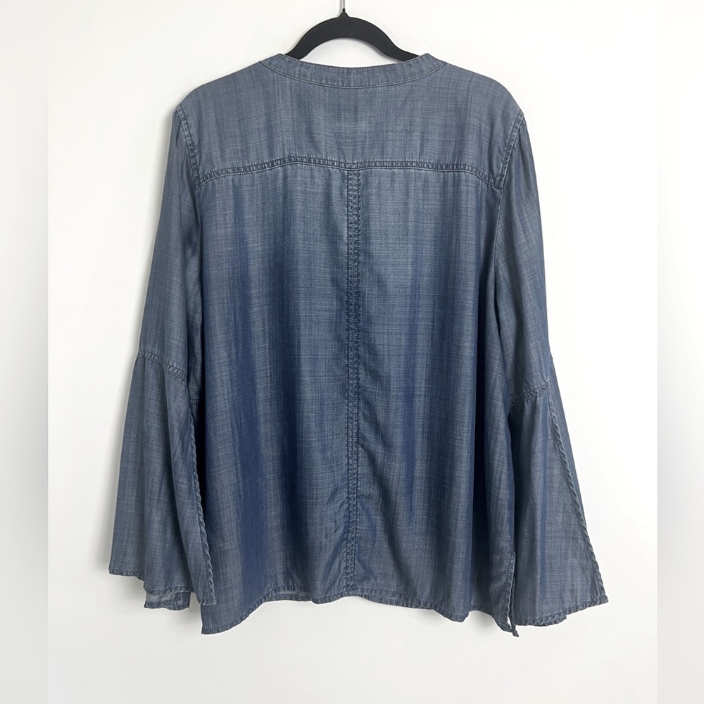 Chico's Chambray 100% Lyocell Long Split Cuff Bell Sleeve Tunic Top Size 16 - Picture 3 of 10